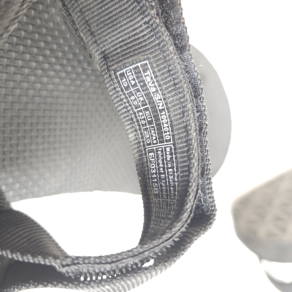 Teva Original Universal Black Sandals Size 10 shoes - Picture 6 of 9